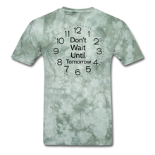 Men's T-Shirt - military green tie dye